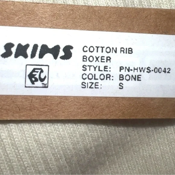 SKIMS COTTON RIB BOXER | COLOR: BONE | NEW/NWT!! 🤎🤎 - Picture 11 of 12